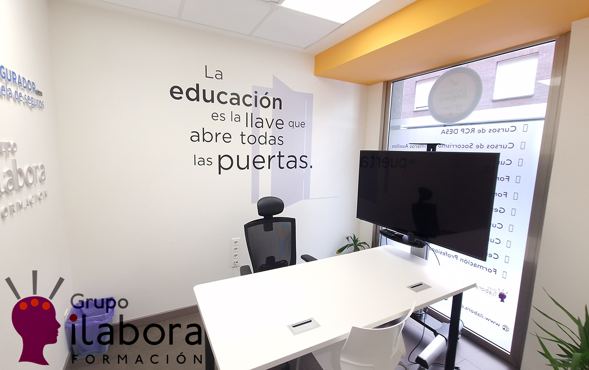 Alquilar Aulas de Formación con Accesibilidad Una Necesidad y una Realidad en iLabora Formación1